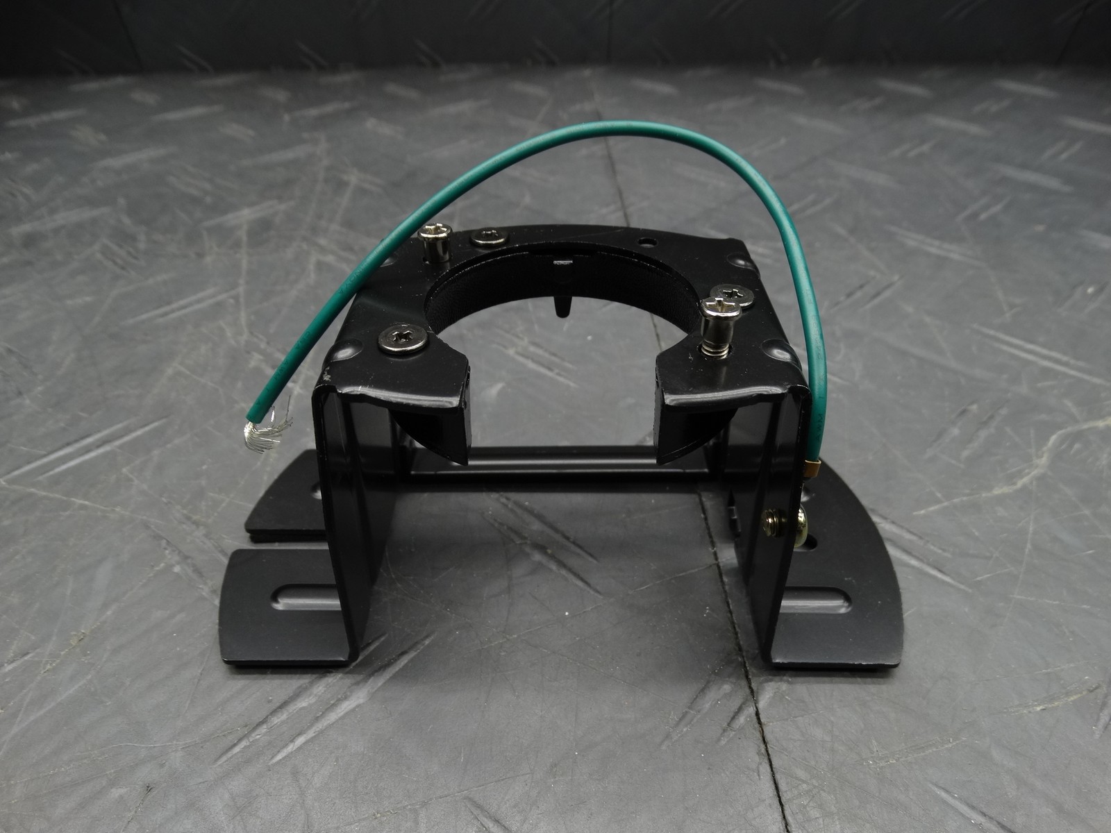 Mounting Bracket for Hampton Bay Letta 42in LED Indoor Downrod Mount Ceiling Fan