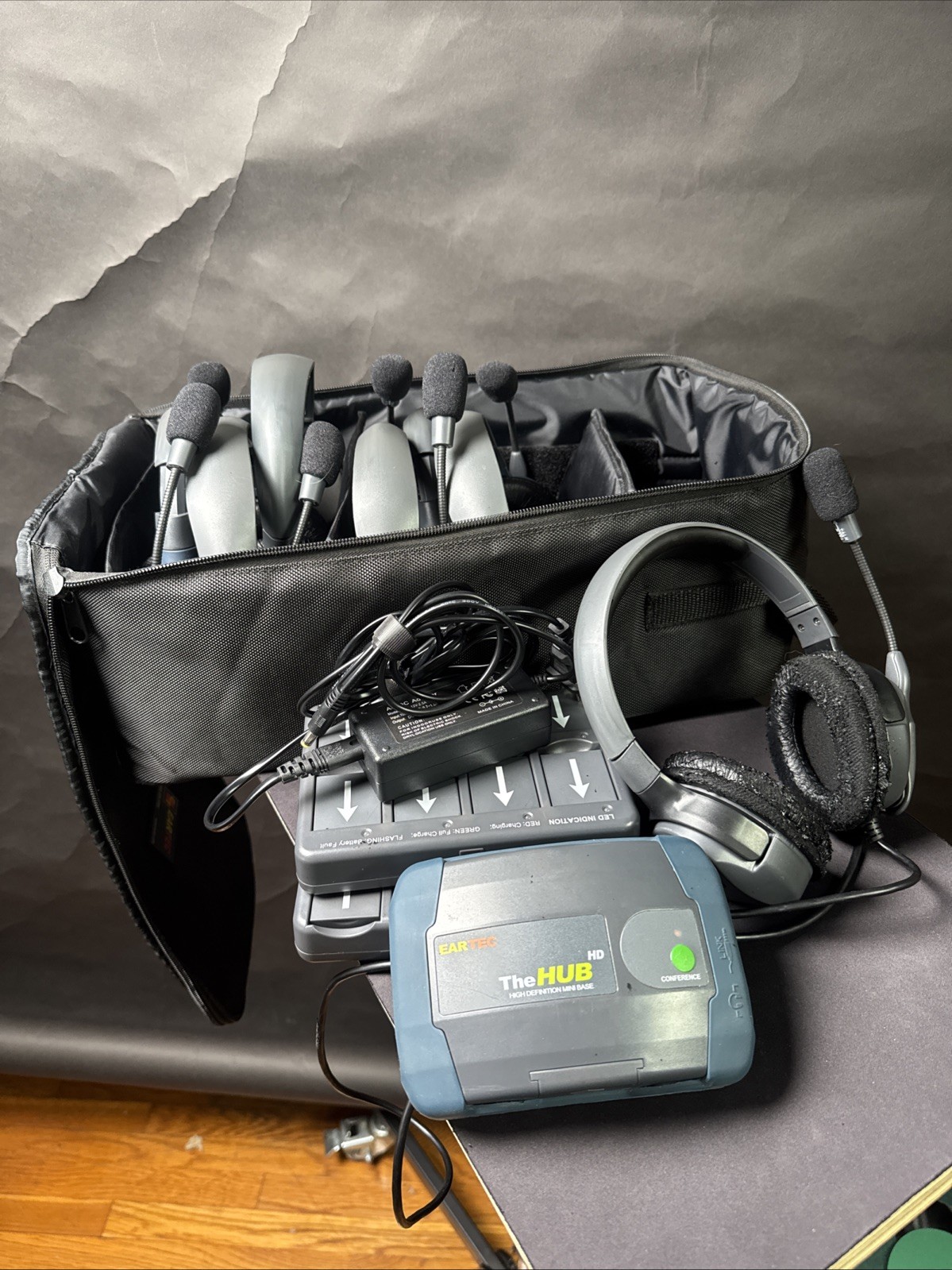 Eartec Ultralite HD 7 Wireless with HUB, Batteries and Case