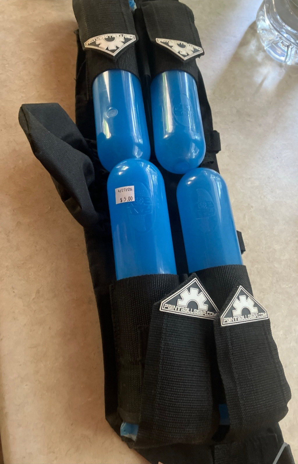 Paintballgear.com paintball pack with 4 Fat boy Pods