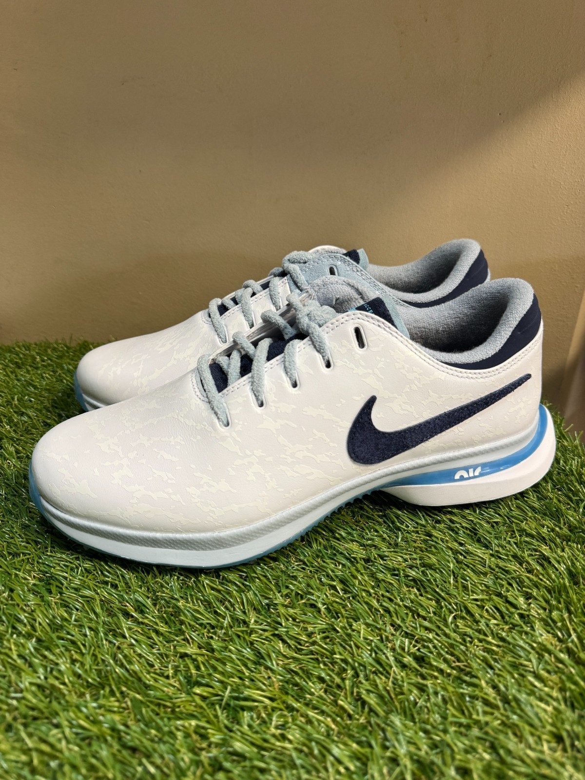 Nike Air Zoom Victory Tour 3 NRG Accept & Embrace Pack Golf Mens 10 FV5291-100