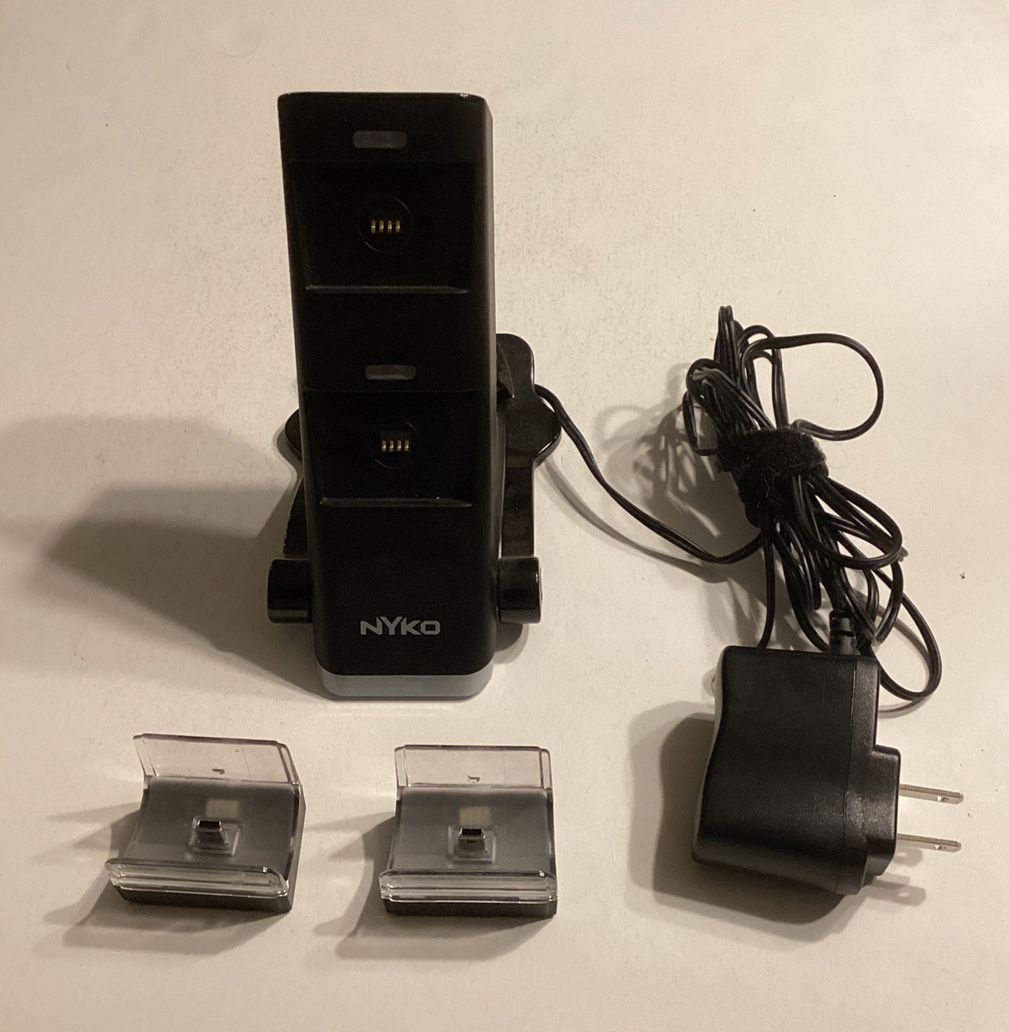 Nyko PlayStation 3 PS3 Charger Base With Mounts Dual Port 83100-U18 (Z20)