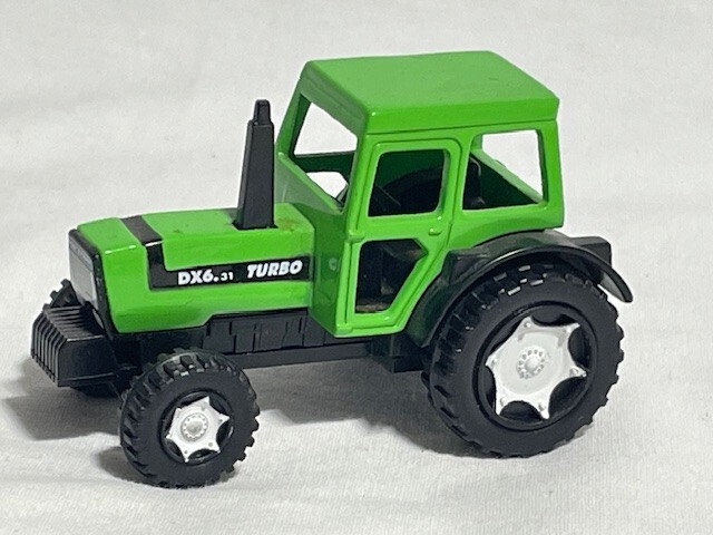 SIKU Deutz Allis DX6.31 Turbo, Green, 1/64