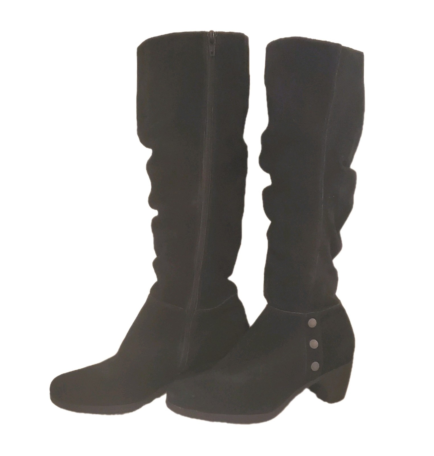White Mountain Cliffs Black Suede Size 9 Boots. Excellent Condition Worn Once.