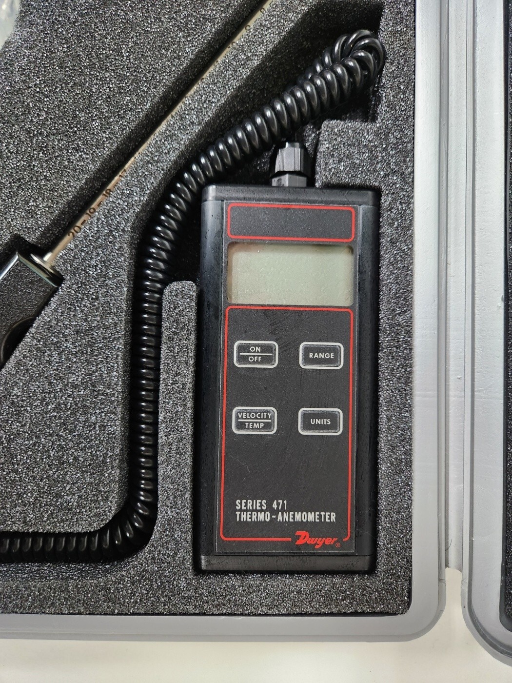 Dwyer 471-1 Digital Thermo-Anemometer