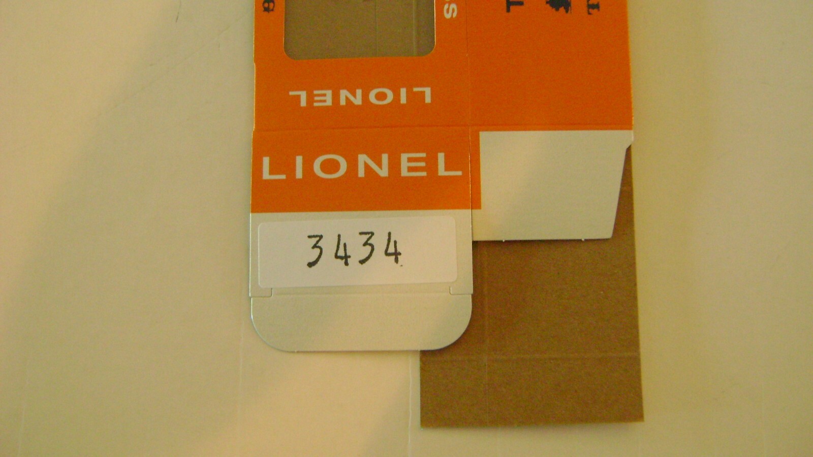 Lionel Licensed 3434 Operating Poultry Car  Window Box