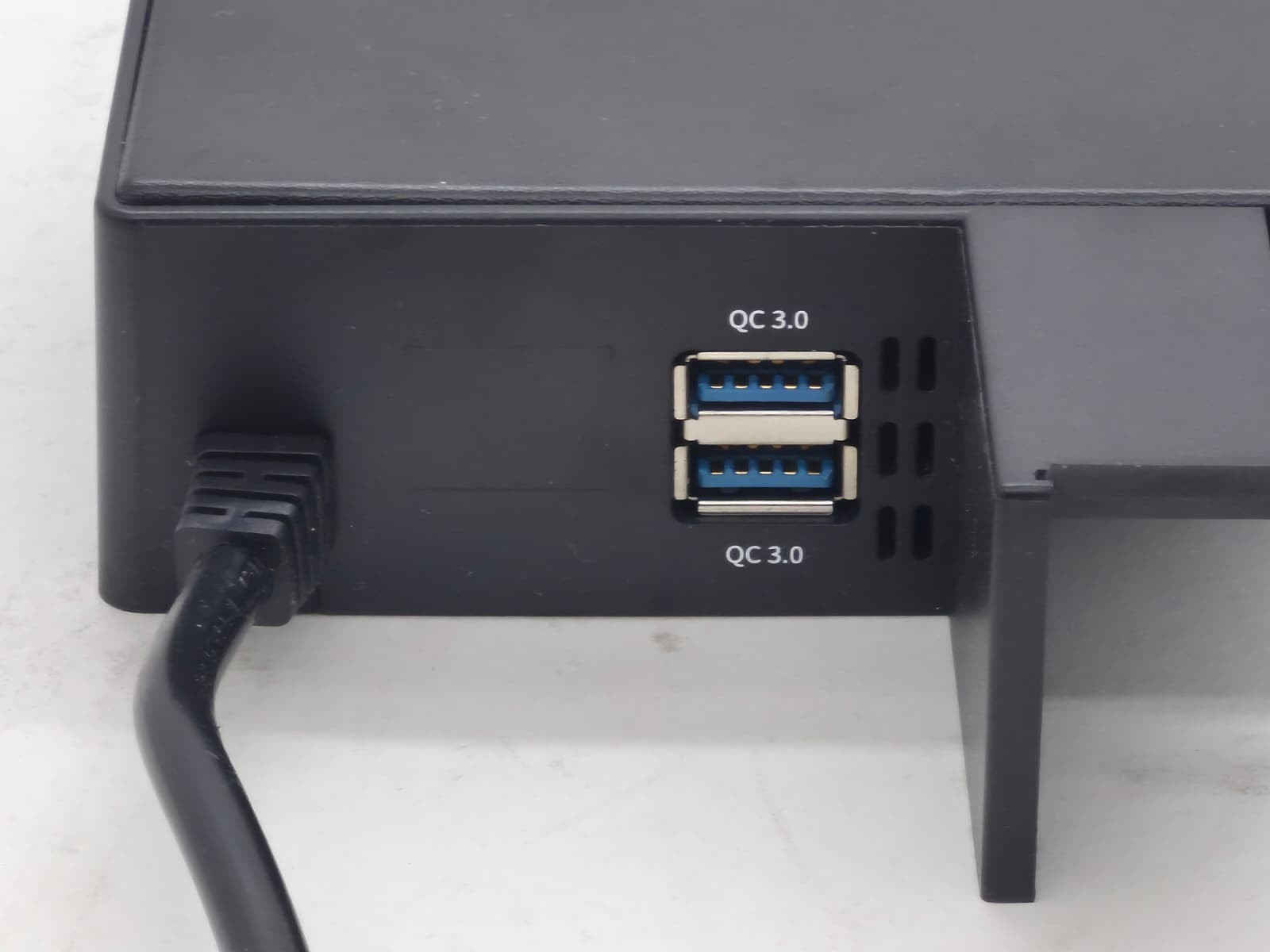 Clear Space Design Smart Power Docking Station - Missing Back Panel