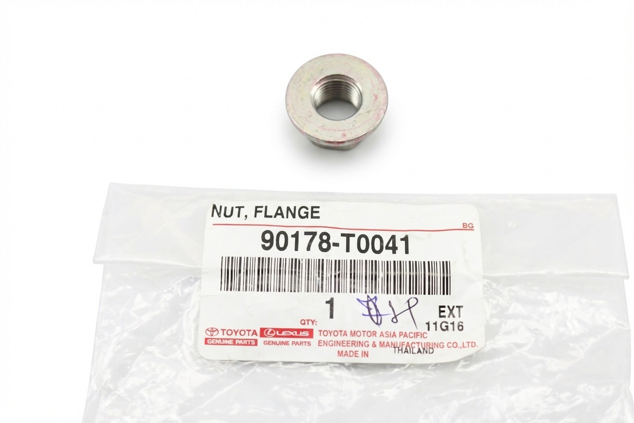 Flange Nut Hilux Revo Diesel Fortuner KUN16 90178-T0041 2005-2015 Truck Genuine