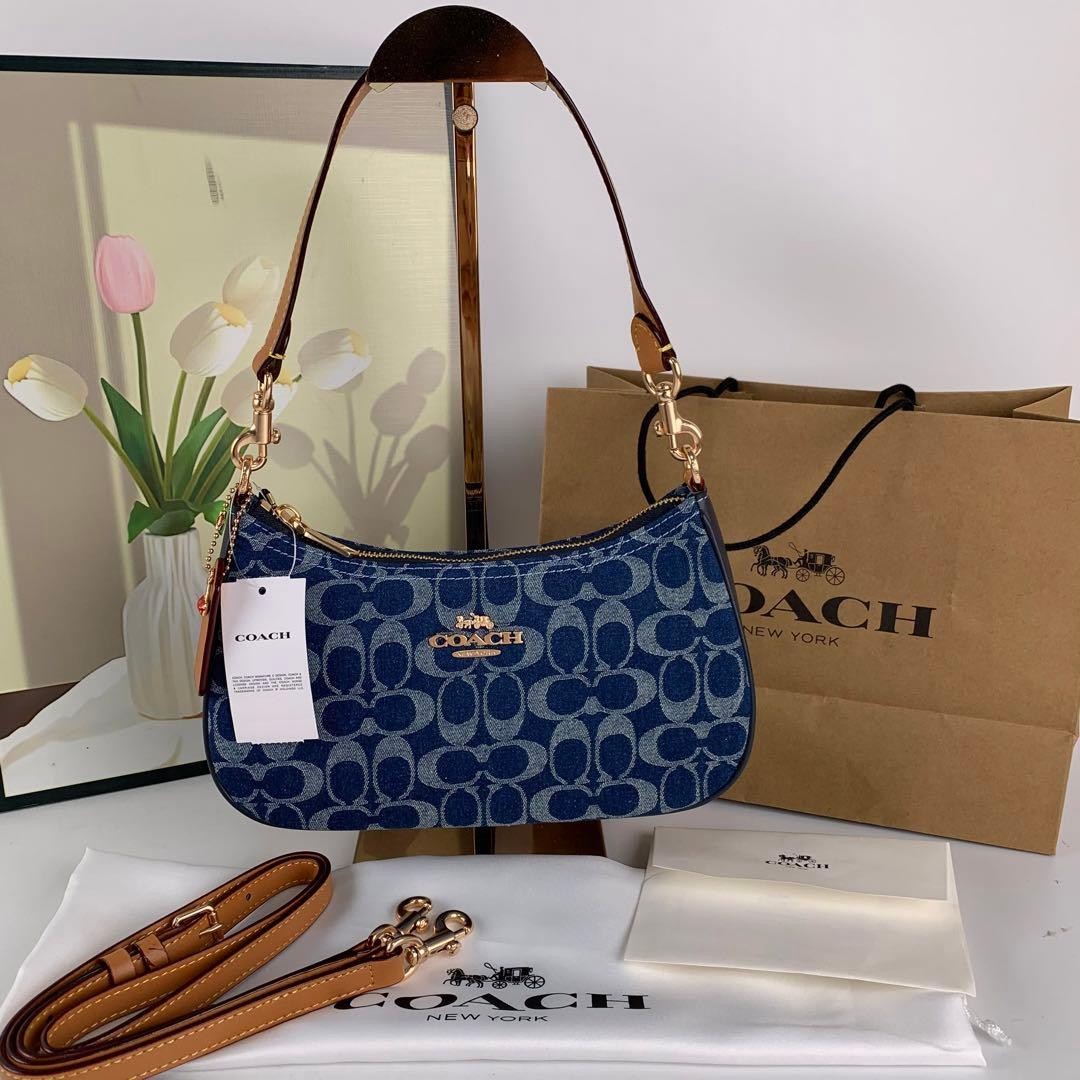 Coach CAF82 Denim/Natural Teri Shoulder Bag Signature Denim Outlet Products A#