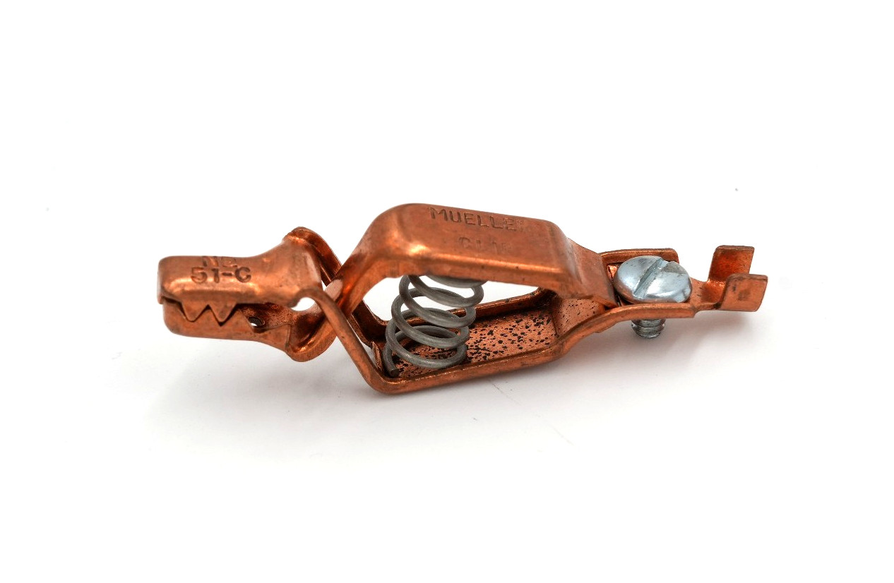 Mueller 51C Alligator Clip Copper 20 AMP - NEW