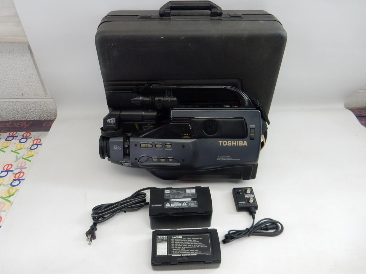Toshiba SK-F100 VHS Full Size Video Camcorder + Battery *Read Description*