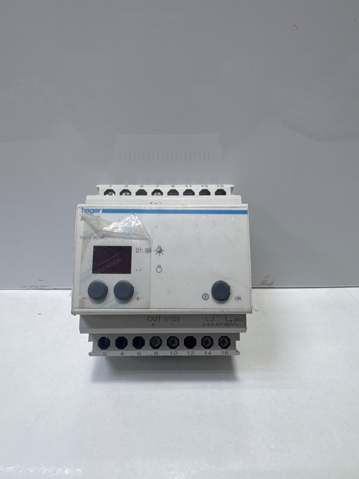 HAGER EV106 REMOTE CONTROL UNIT