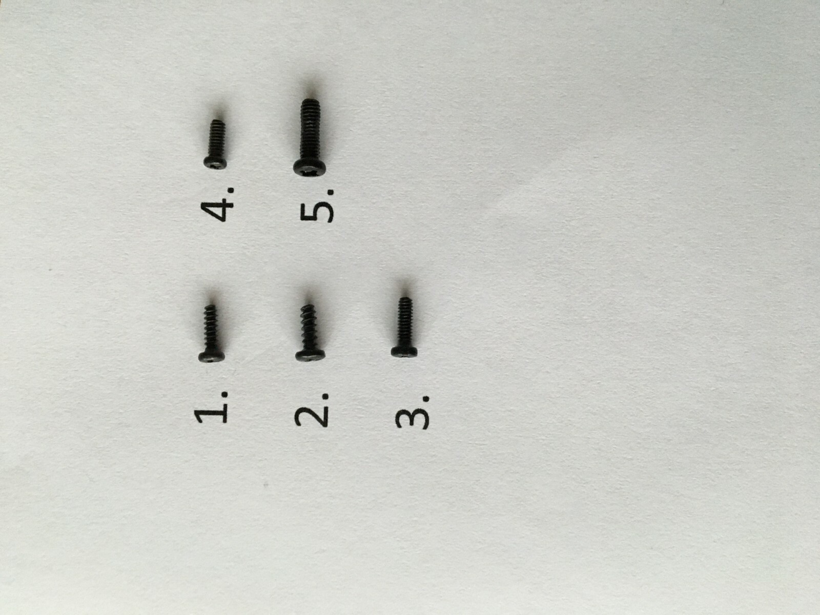 Car key remote / Key Fob replacement screws. 5 sizes.