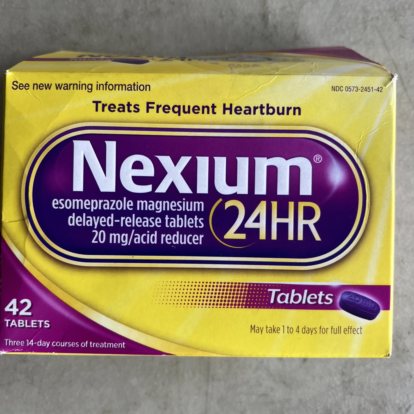 Nexium 250074 Heartburn Medicine with Esomeprazole Magnesium 20mg Tablet - 42...