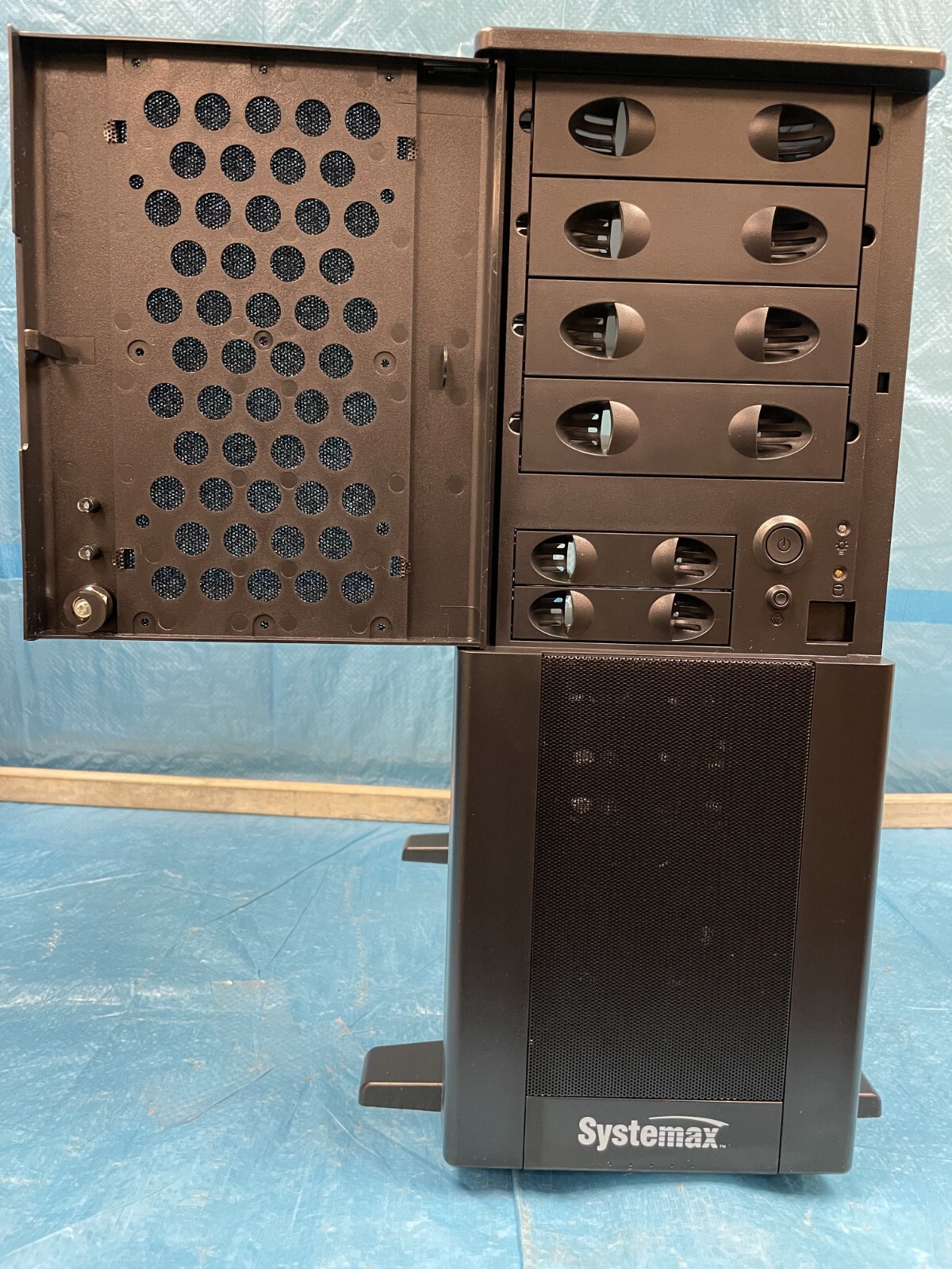 Systemax Chieftec Full Tower Computer Case CX-01B-B-B-U
