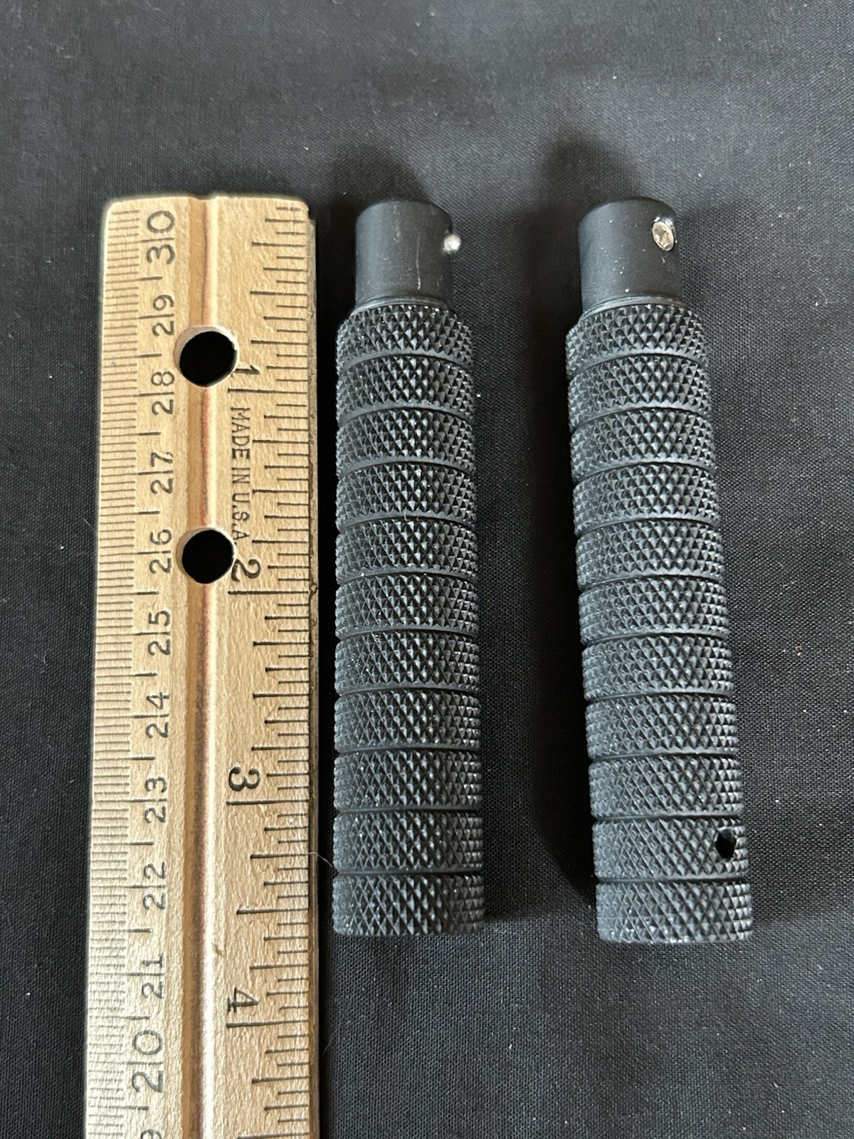 NICE!!  ACCU-SHOT  BT22 Leg Extensions