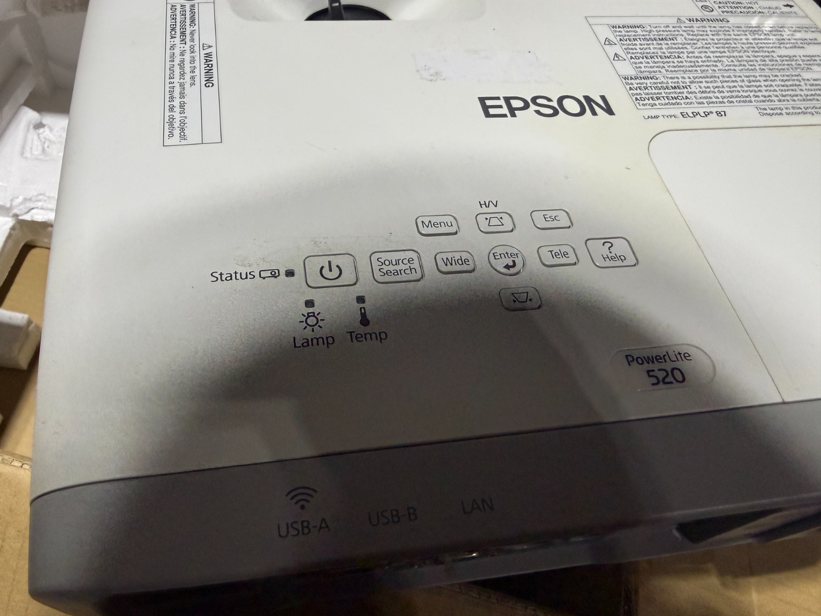 Epson PowerLite 520 LCD Projector 2700 Lumens HDMI