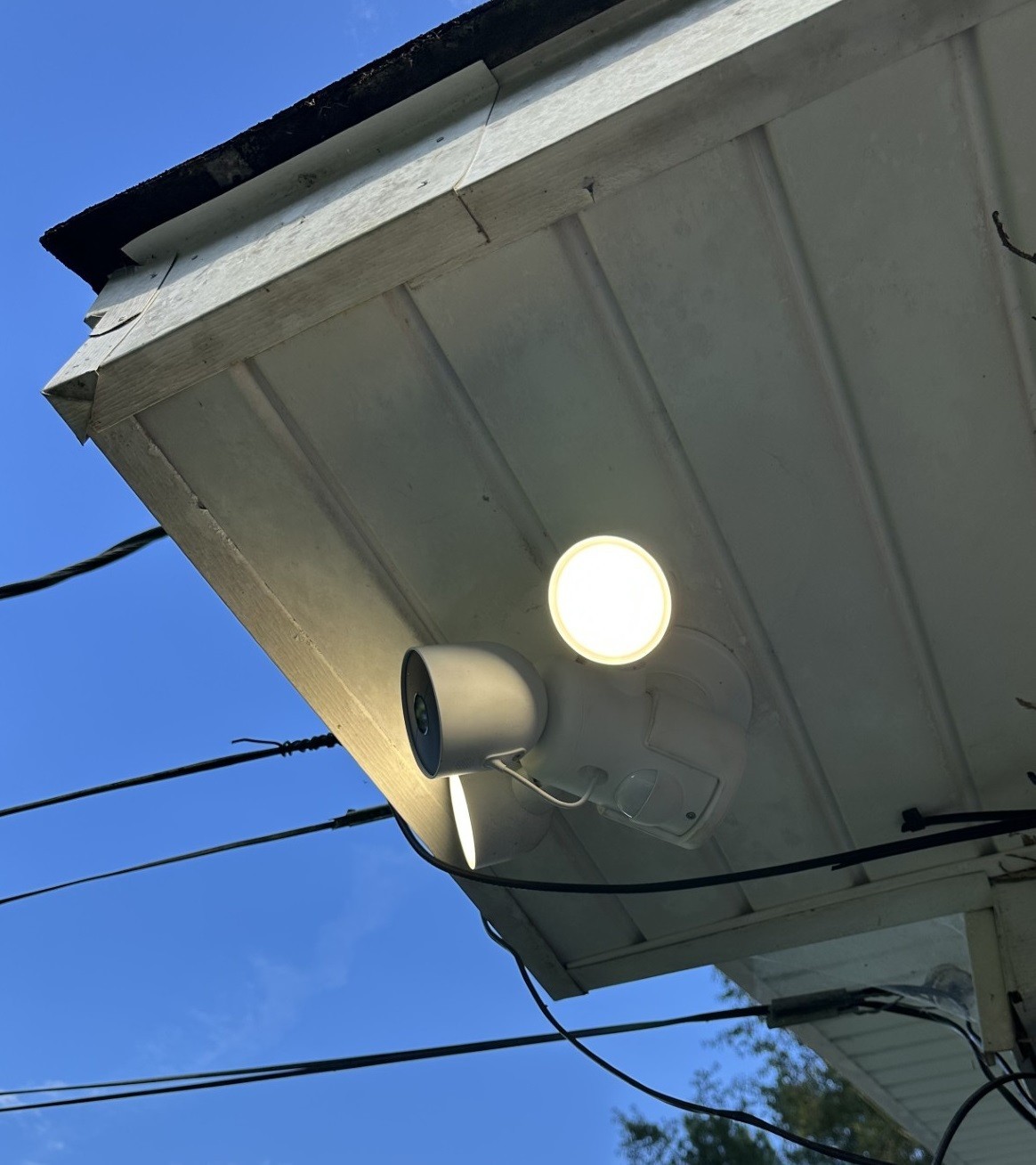 Google Nest Floodlight Mount – 90° Eave / Soffit Bracket – Camera Adapter