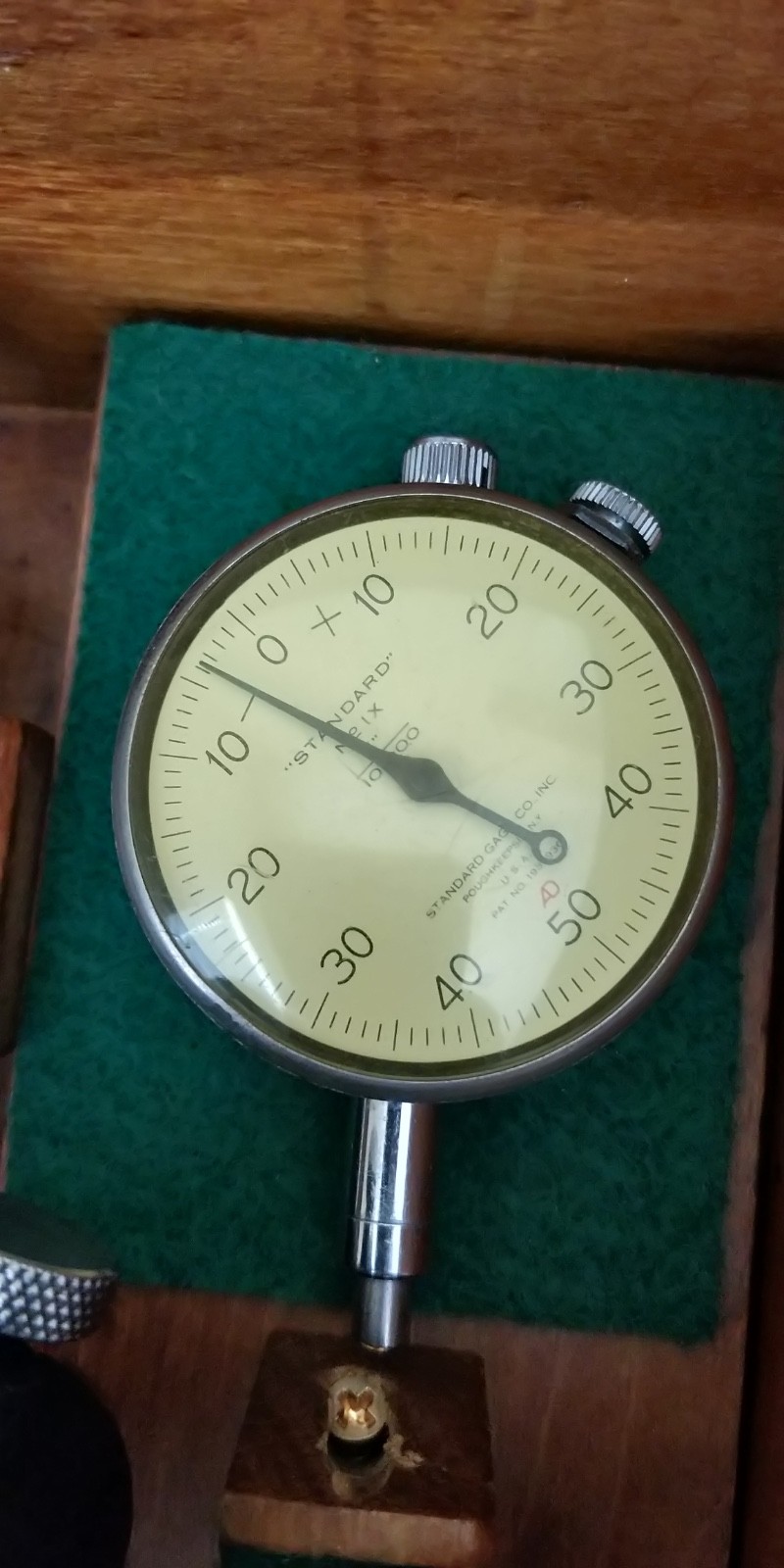 RARE Standard Gage Co Model 125 universal surface gage complete in box