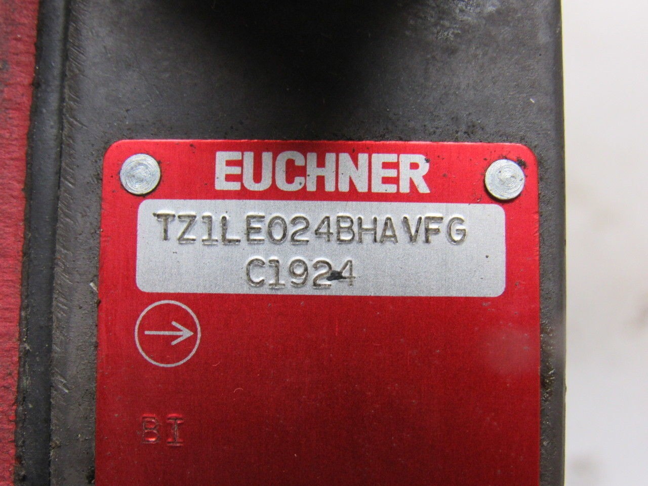 Euchner TZ1LE024BHAVFG Mechanical Release Safety Switch W/Actuator