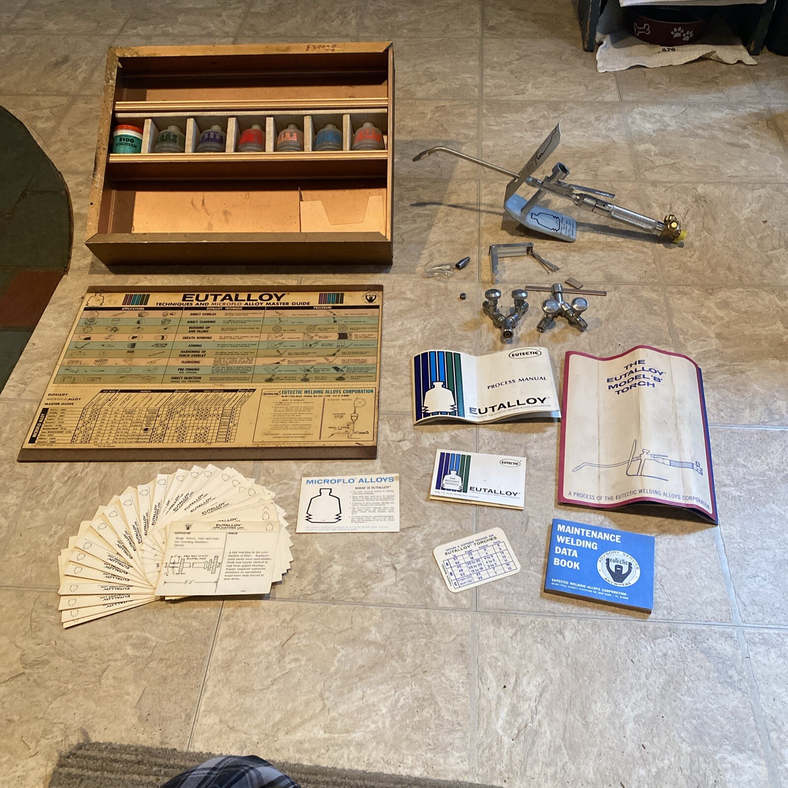 Vintage Eutectic EUTALLOY Torch And Alloy Powder Welding Kit With Nice Case