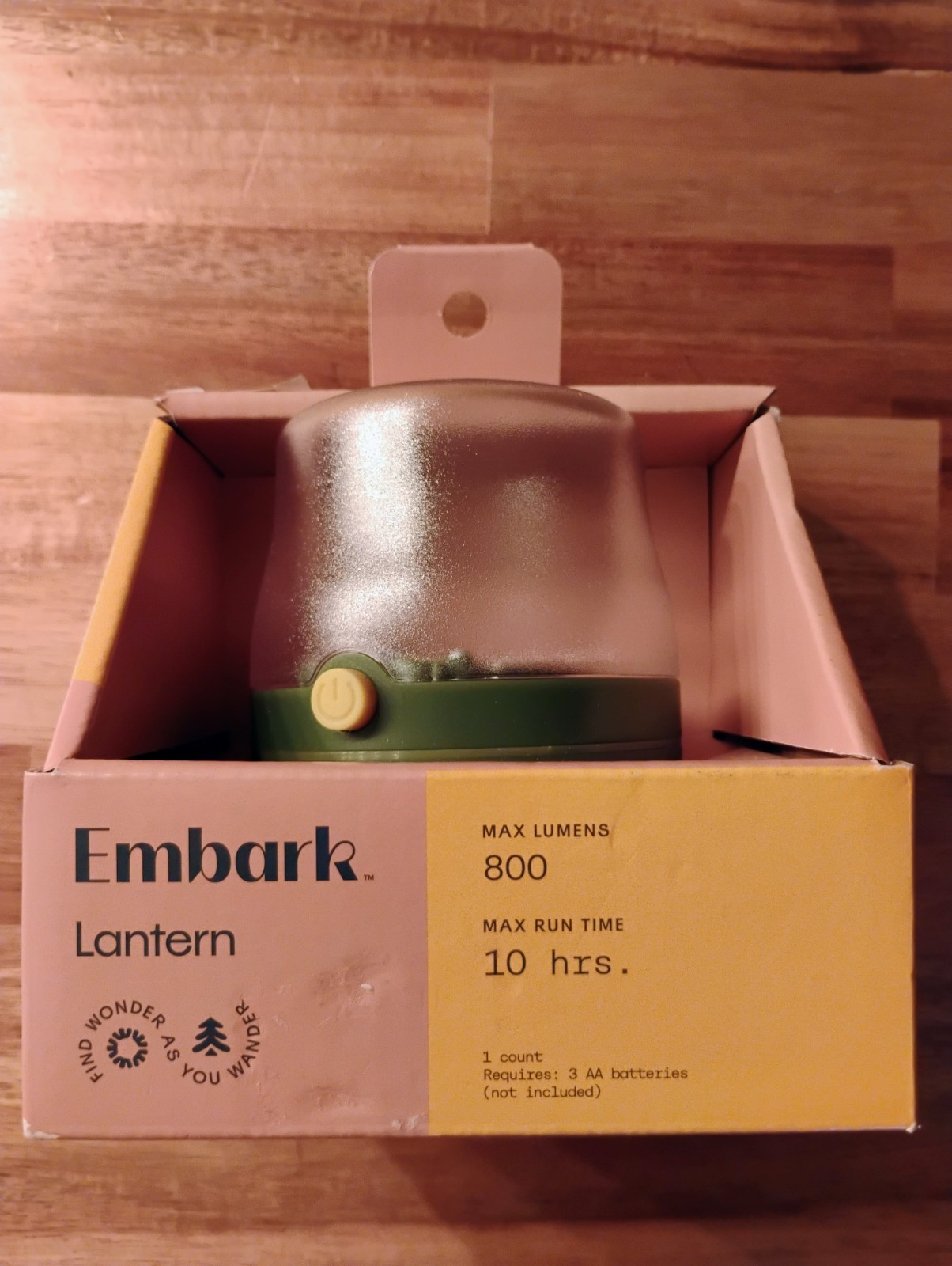 Embark Medium Portable Camp Lantern max Lumens 800