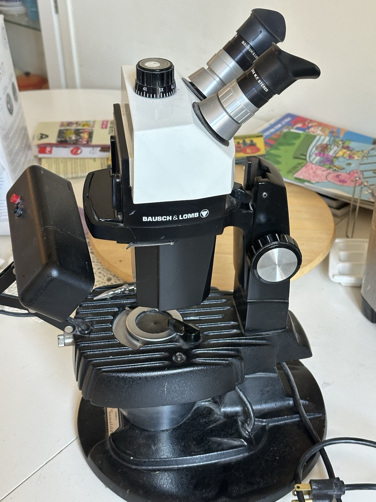 Gem Instruments Gemolite Mark V Microscope with B&L Optics – Stereo Zoom 7