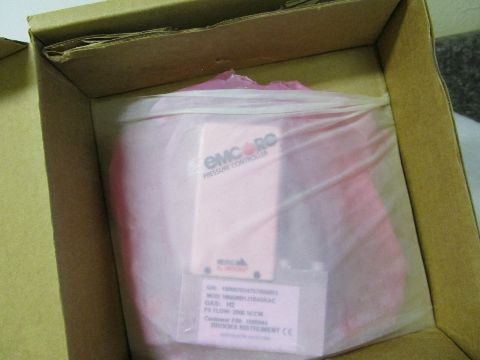 New! Brooks Instruments H2 Pressure Controller 2000 SCCM 5866MB1J1B4SKAC