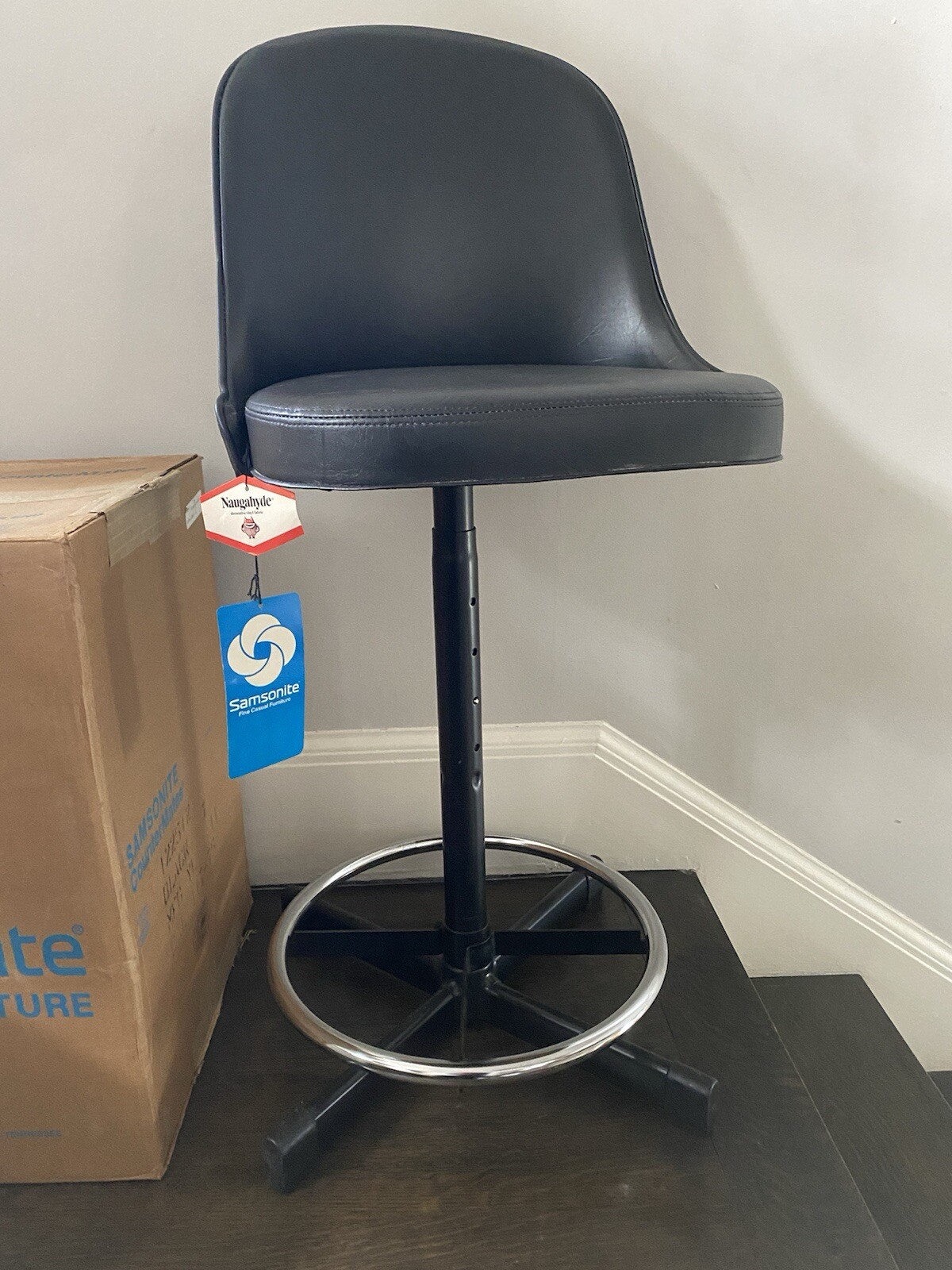 NOS Samsonite MCM Black Vinyl Chrome Adjustable Bar Counter Stool Barstool