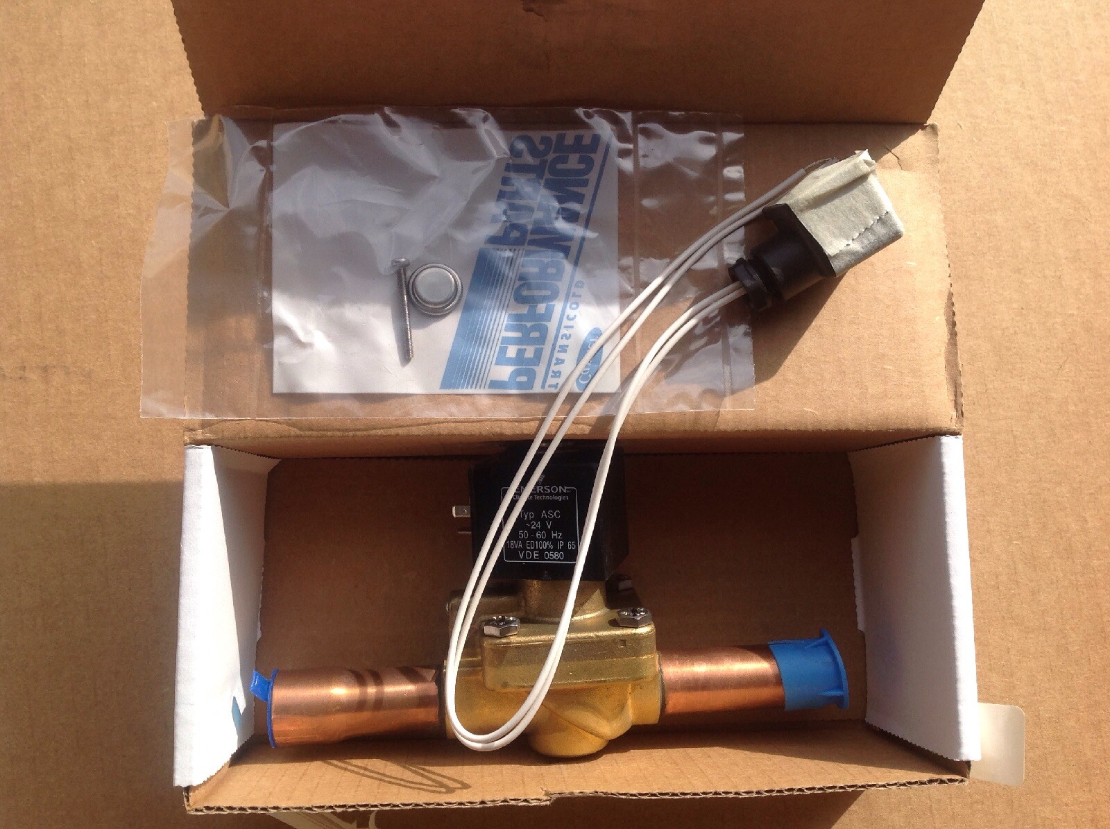 Carrier Solenoid Valve 14-00230-01SV