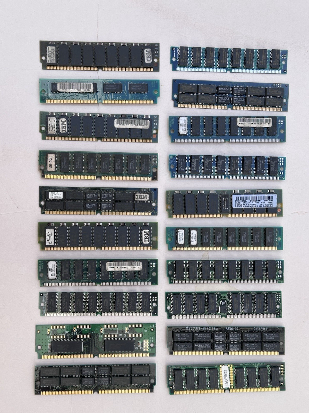 Lot Of 20  CPU RAM  72-Pin  Vintage Memory  UNTESTED