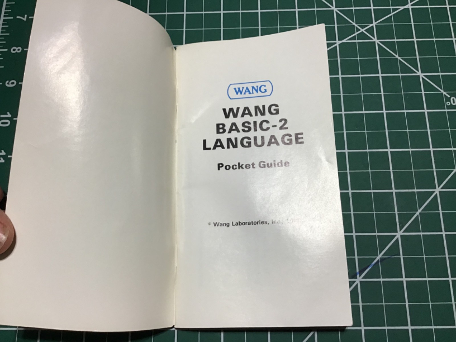 WANG 2200 Basic-2 LANGUAGE Pocket Guide. My WANG does Wonders!