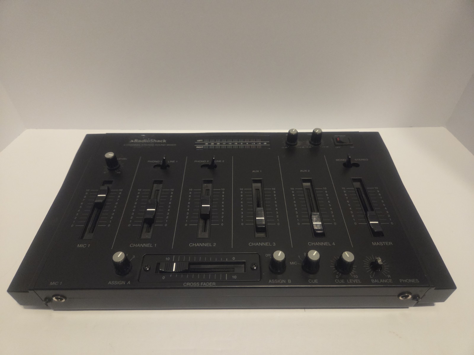 RadioShack 32-1200B 4-Channel Mixer Cross Fader RCA 1/4" In/Out Studio Live