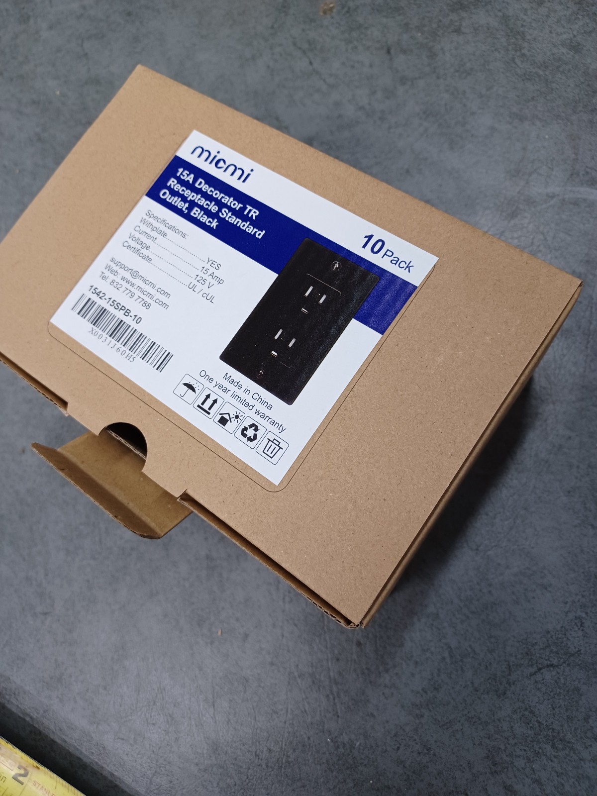 !!!! Micmi Outlet 15A Tamper Resistant Receptacle Black Wallplate - 10 Pack