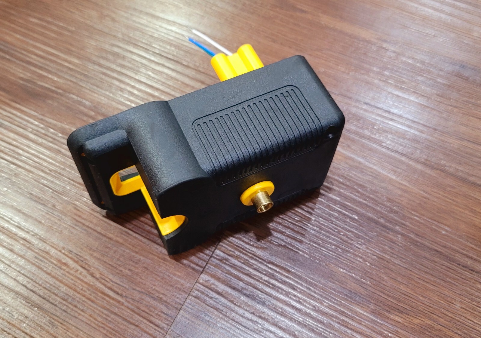 DEWALT BOTTOM HOUSING FOR DW0822LG DW0822LR 12V 2 Sport Cross-Line Laser Level