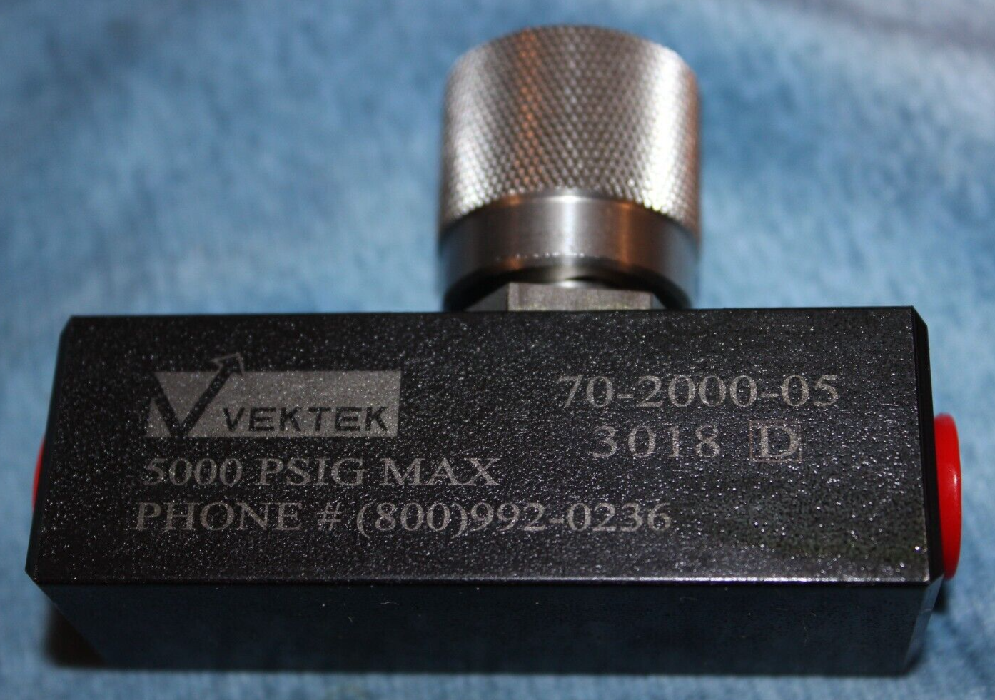 "New In Factory Package" Vektek 70-2000-05 Inline Flow Control Valve SAE 4