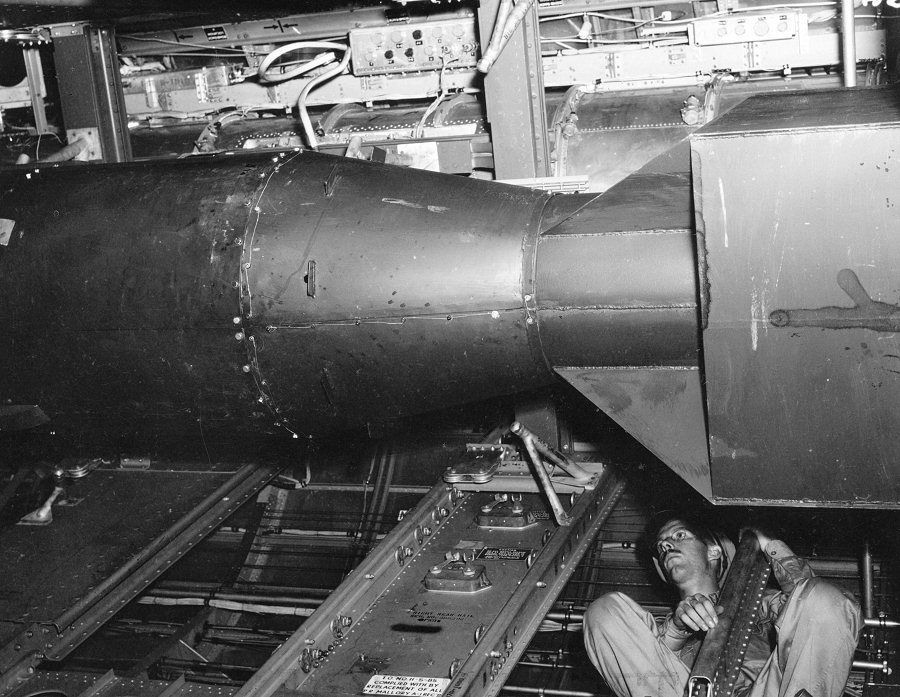 WW2 WWII Photo Little Boy Atomic Bomb in Enola Gay Bay Hiroshima World War Two