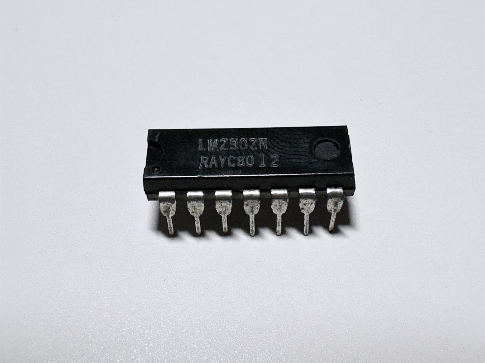 5PCS LM2902N Raytheon Quad Low Power Operational Amplifier 3V to 32V DIP-14