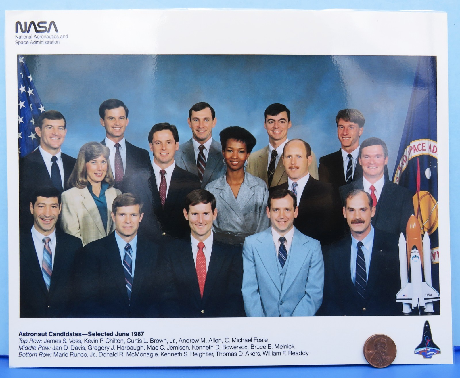 NASA litho Photo '87 vtg Printed Signatures / ASTRONAUT Group 12 8" x 10" Color