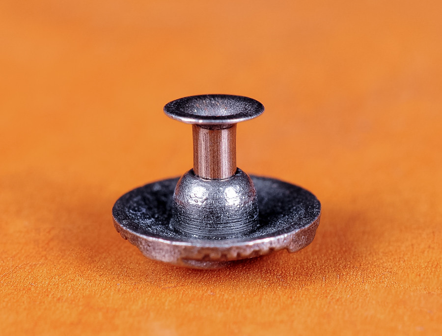 30X Silver Pattern Fast Rivet Studs Leathercraft Decor for Bracelets Bags Belts