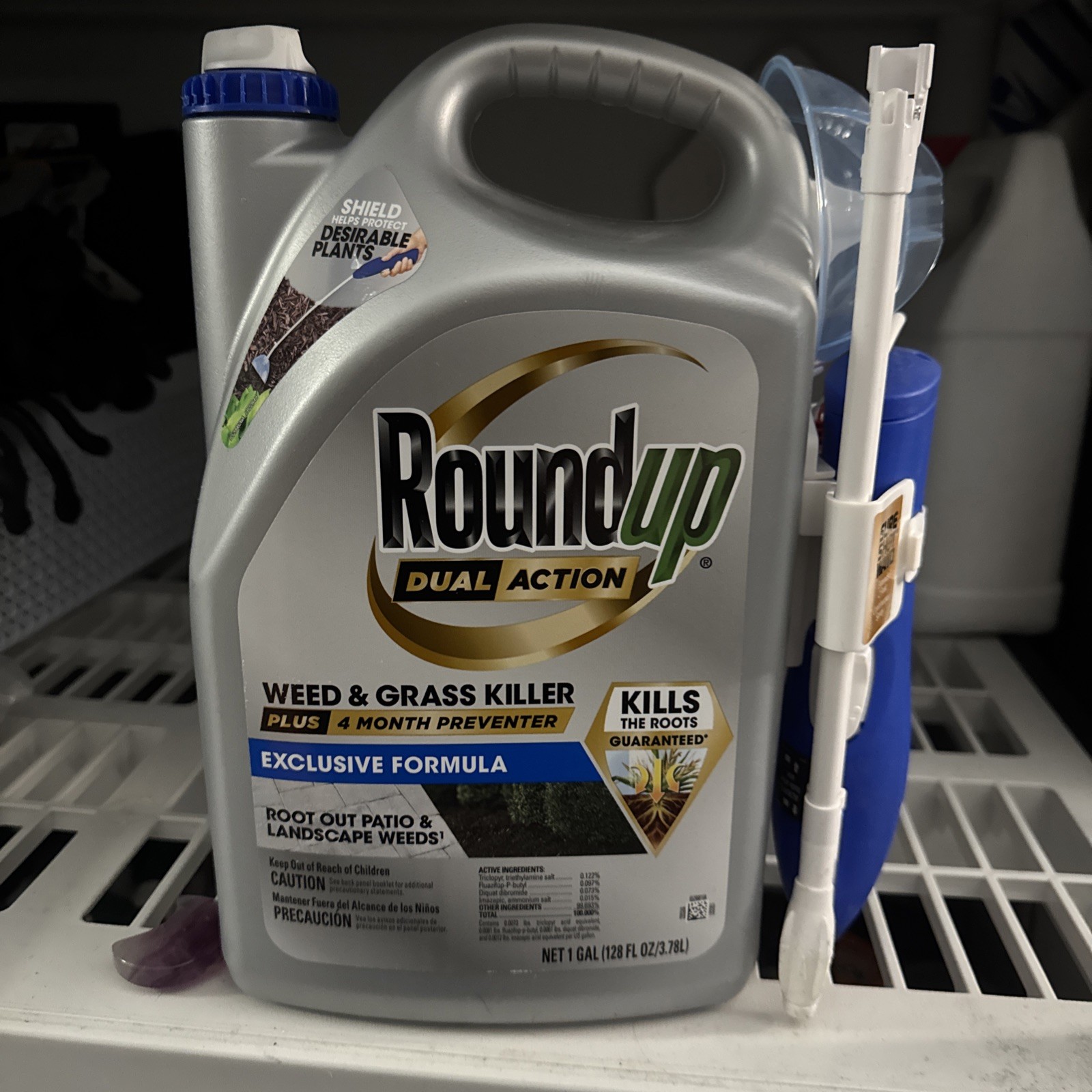 Roundup Dual Action Weed & Grass Killer Plus 4 Month Preventer, 1 gal. W/wandNew