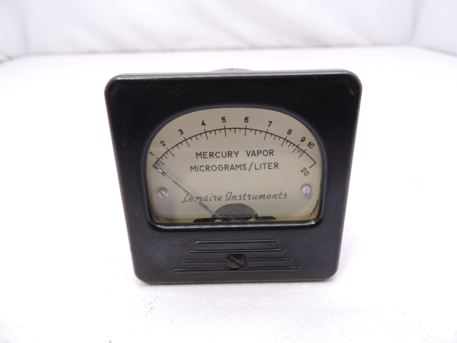 Vintage Lemaire Instruments 6cm Panel Meter 20µa FS w/ Mounting Hardware