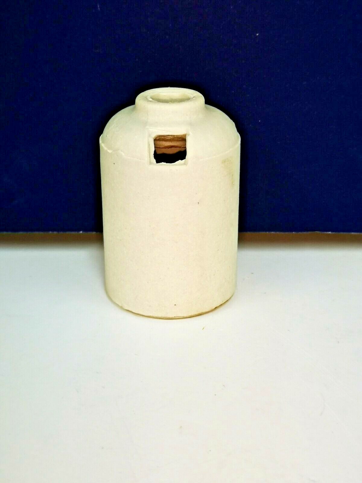 5-PK Lot PORCELAIN Medium Base LAMPHOLDER - SHELL ONLY - NEW