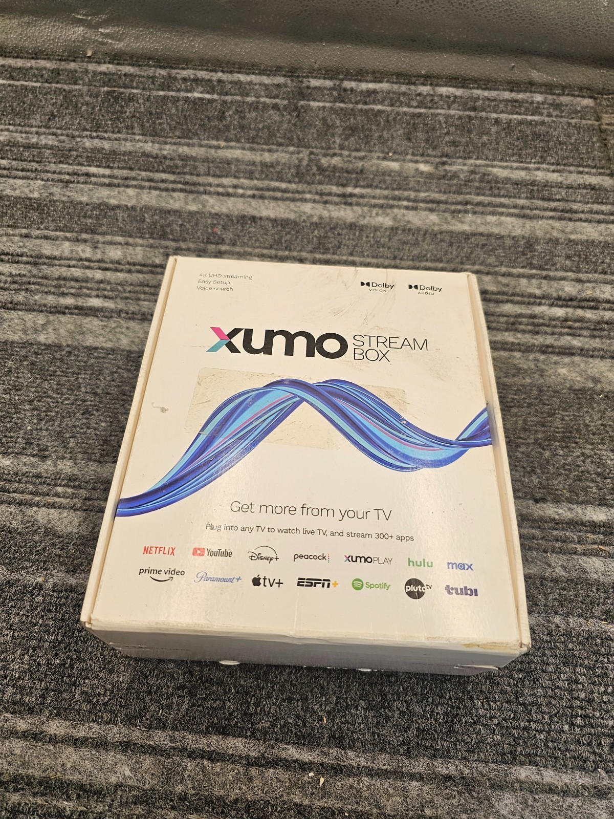 Xumo ESST11AEI Stream Box 4K UHD Streaming Device Dolby Vision & Audio