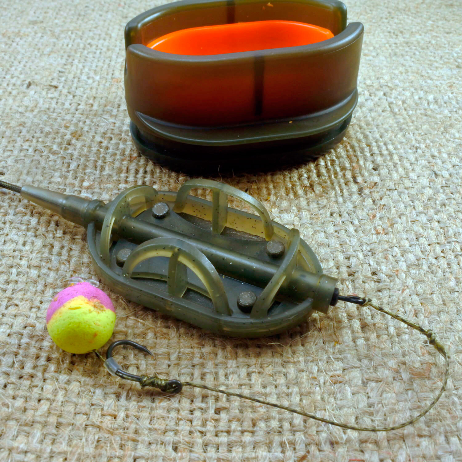 Method Roomy Flat Carp Fishing Inline Feeders Medium Size 30gr-100gr, Press Mold