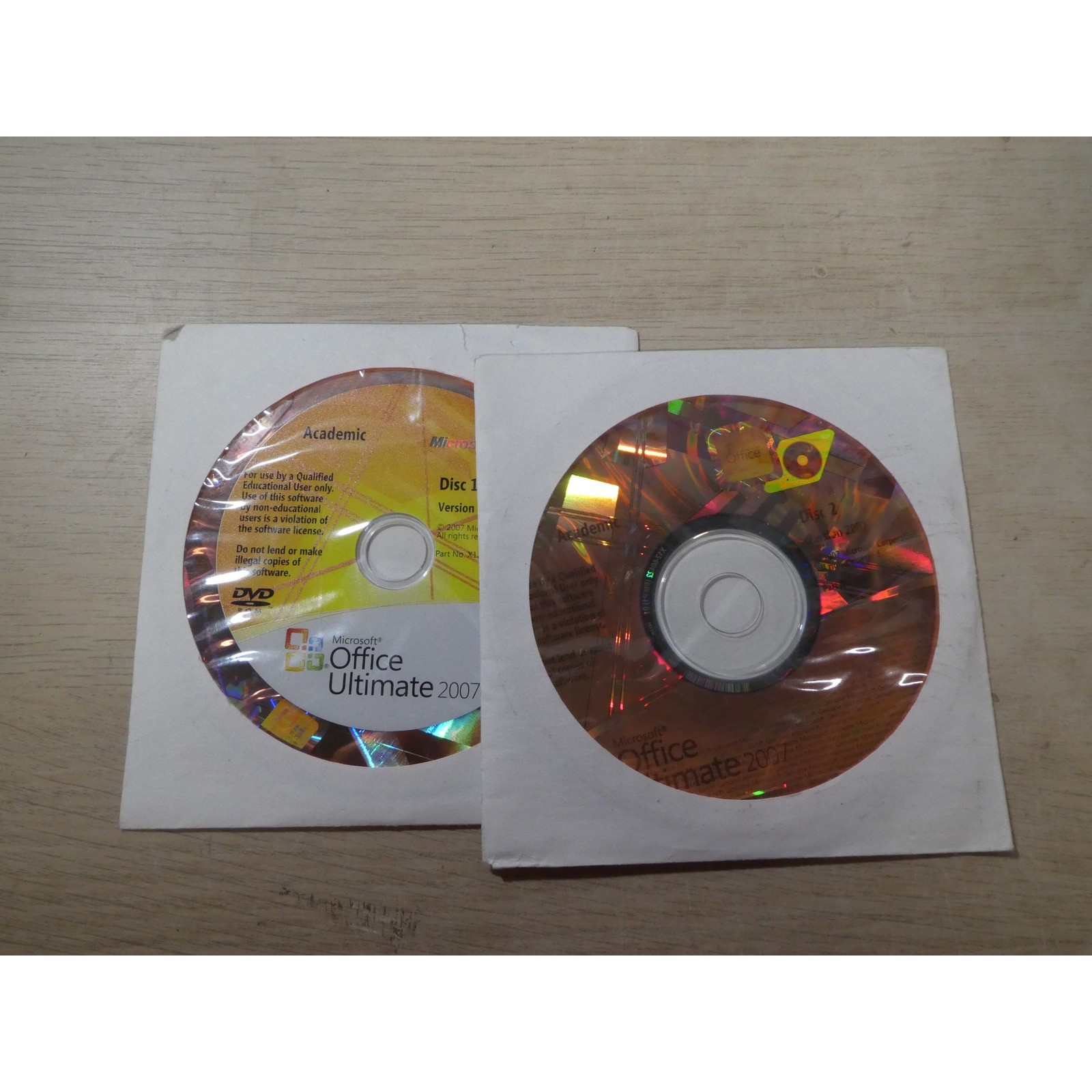 Microsoft Office Ultimate 2007 Academic Version 2-Disc Set X12-15012-02