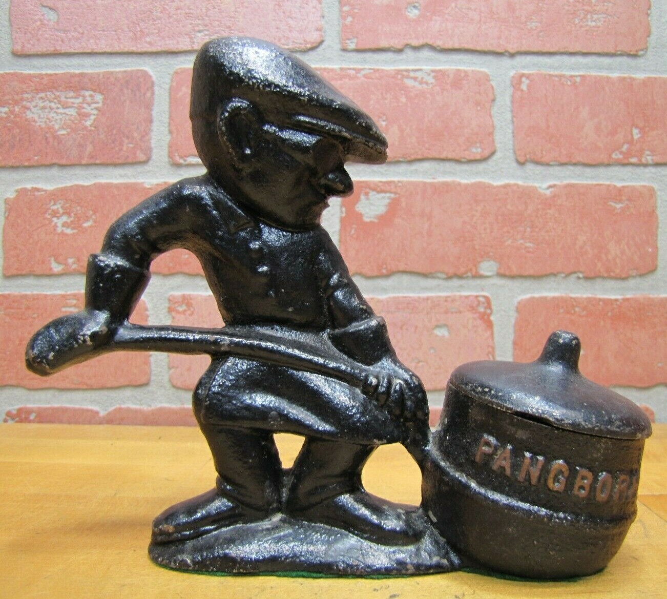 PANGBORN Old Cast Iron Foundry Worker Doorstop Decorative Art Statue