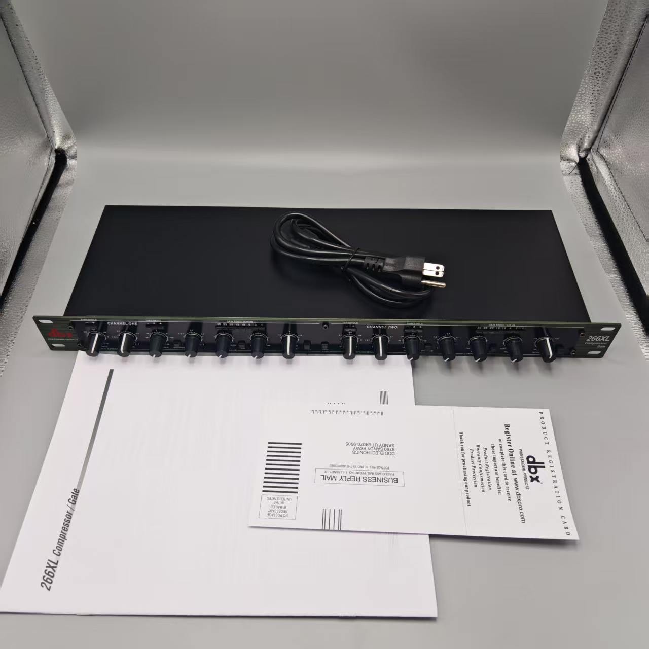 DBX 266xs Dual Channel Compressor Gate Dynamics Processor w/ Side Chain Insert