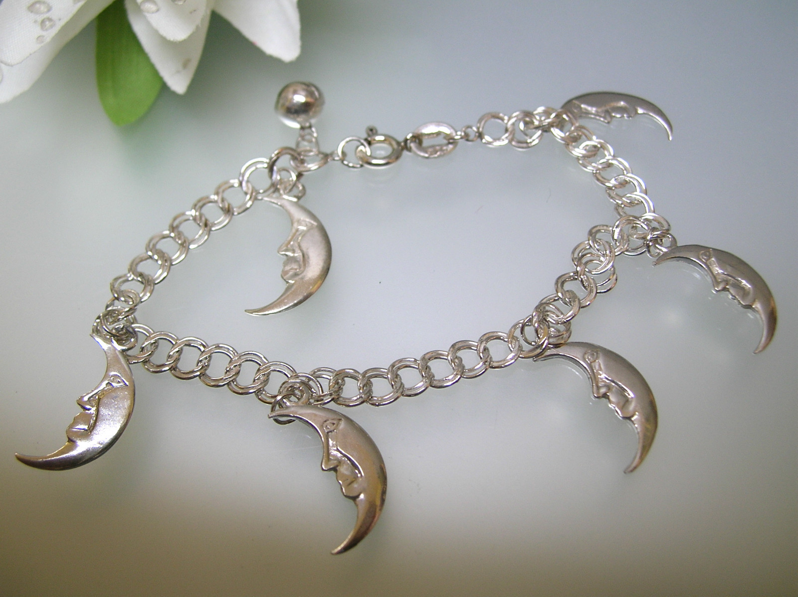 Handmade sterling silver Crescent moon face bracelet vintage design 7.8 g 7-7.5"