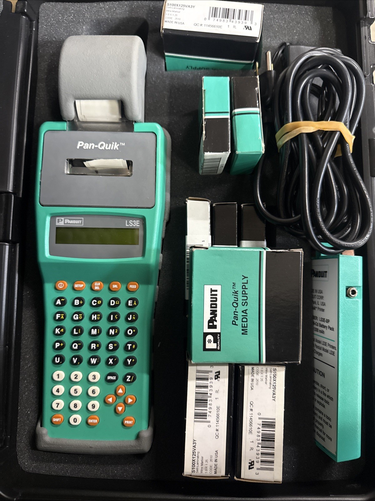 Panduit Pan Quik LS3E handheld label printer dot matrix - With Case