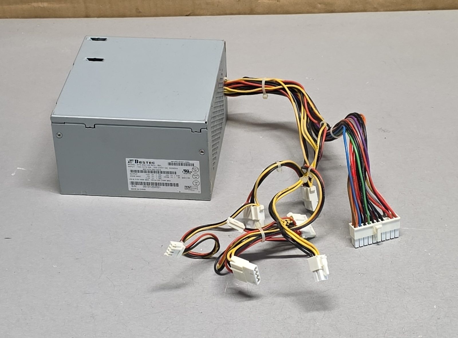 Bestec ATX-250-12Z D2 250W ATX Power Supply HP 5187-1098 20-Pin Connectors